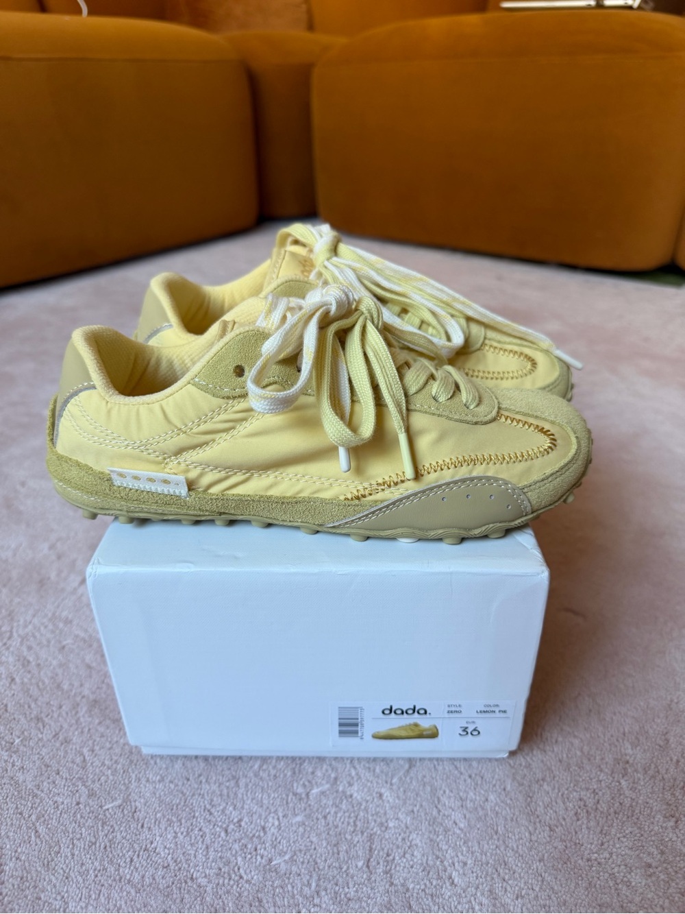 Dada Zero Sneakers in Yellow - Picture 3 of 4